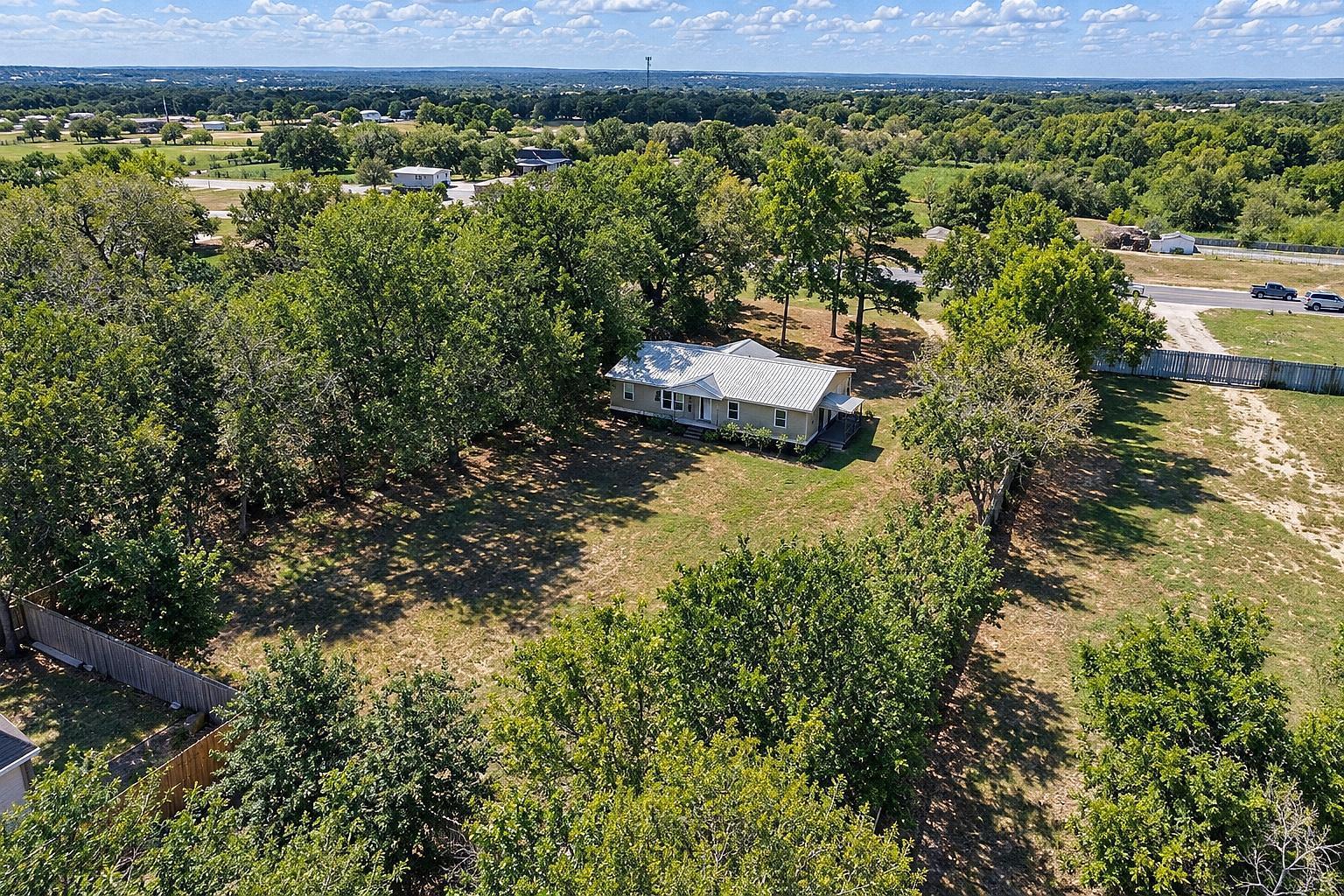 262 Highway 290 None E Property Photo 26