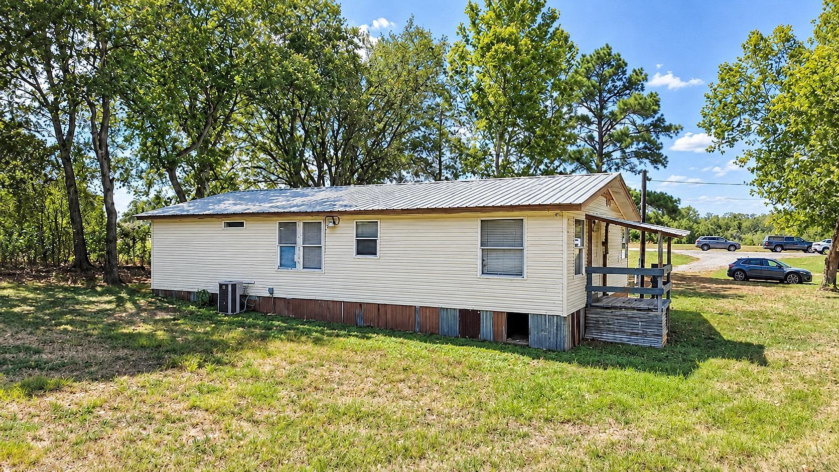 262 Highway 290 None E Property Photo 31