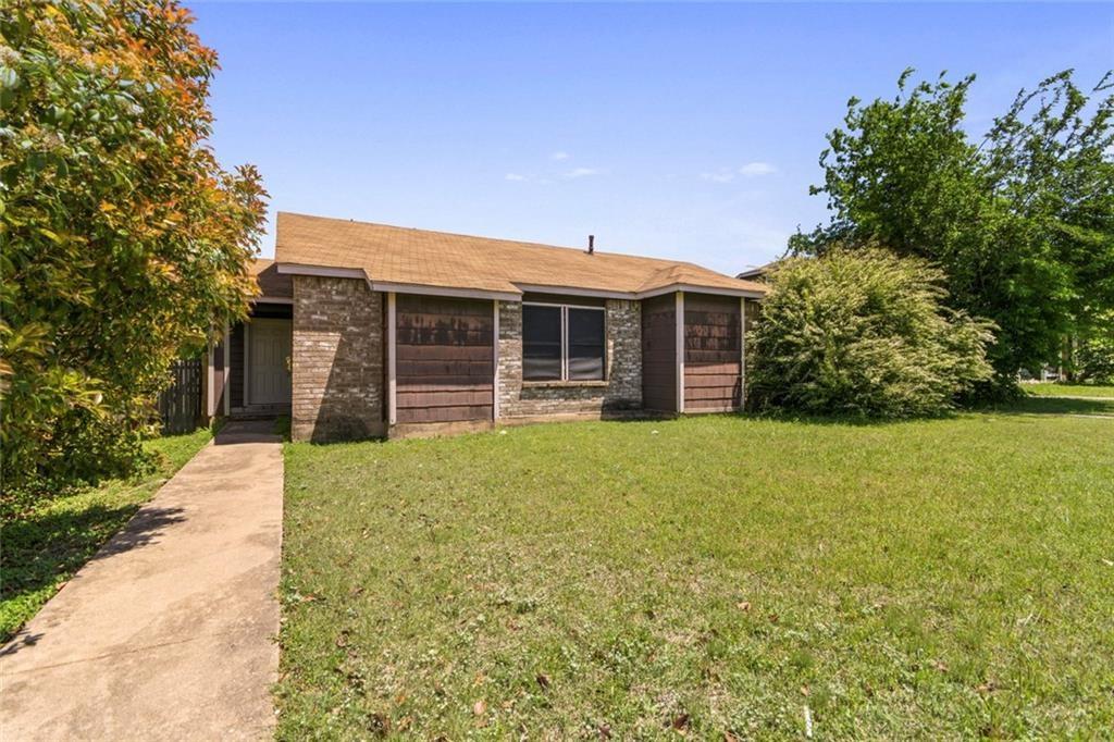 1222 Orchard Park Cir Property Photo 4