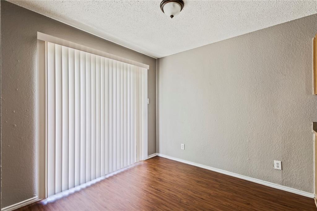 1222 Orchard Park Cir Property Photo 5