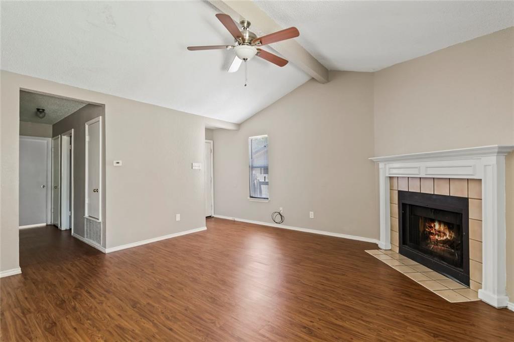 1222 Orchard Park Cir Property Photo 6