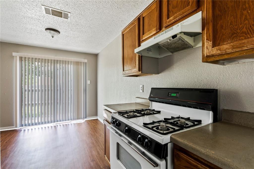 1222 Orchard Park Cir Property Photo 10