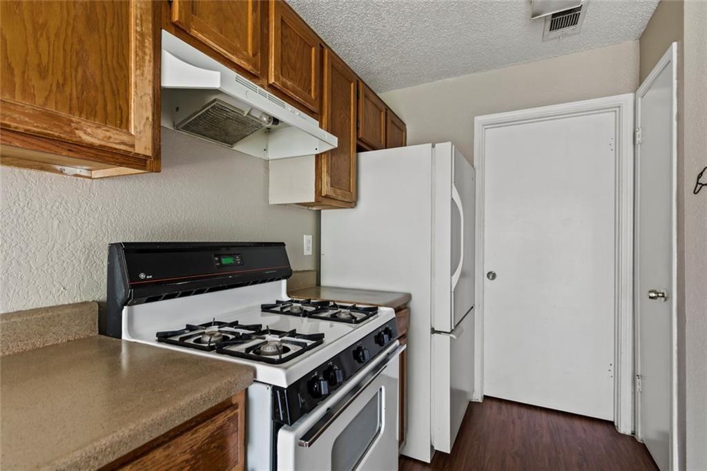 1222 Orchard Park Cir Property Photo 13