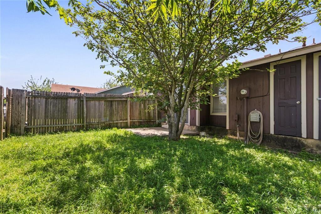 1222 Orchard Park Cir Property Photo 21