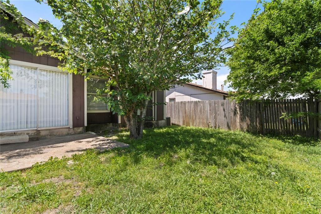 1222 Orchard Park Cir Property Photo 22