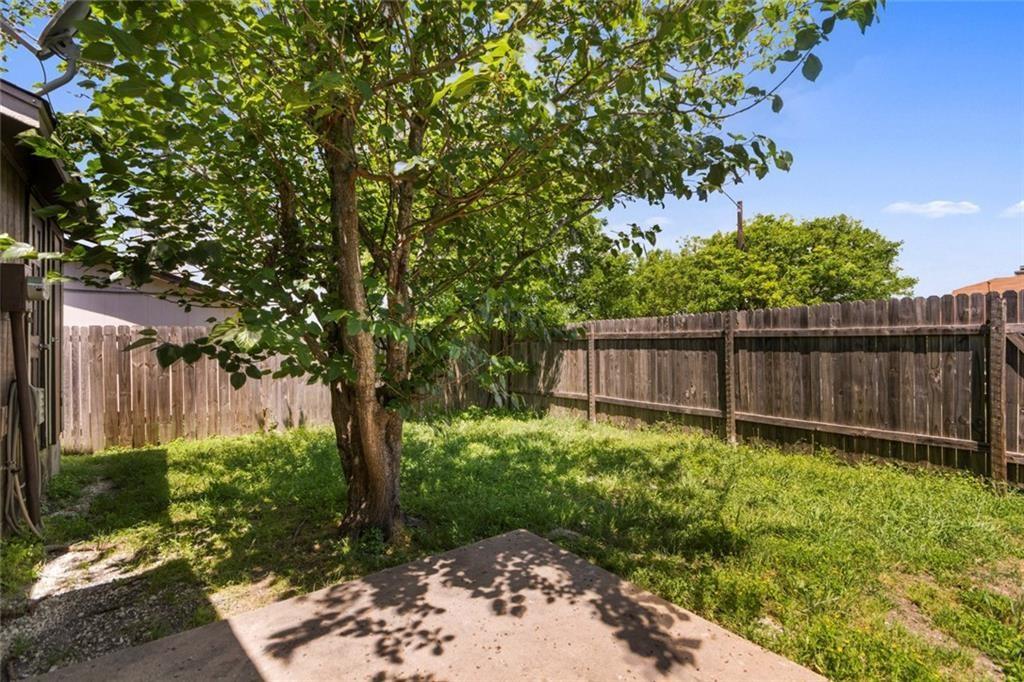 1222 Orchard Park Cir Property Photo 23