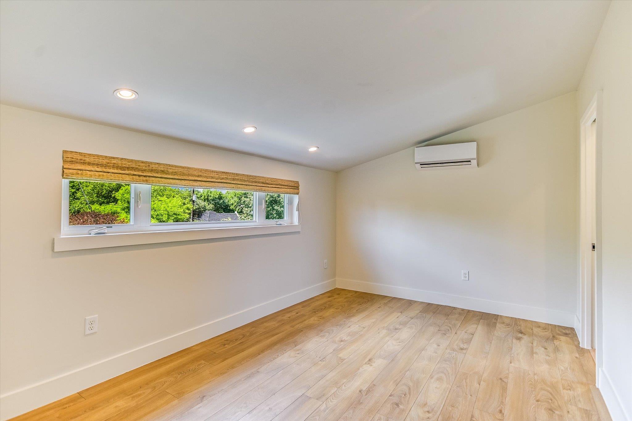 1605 Hether St Property Photo 24