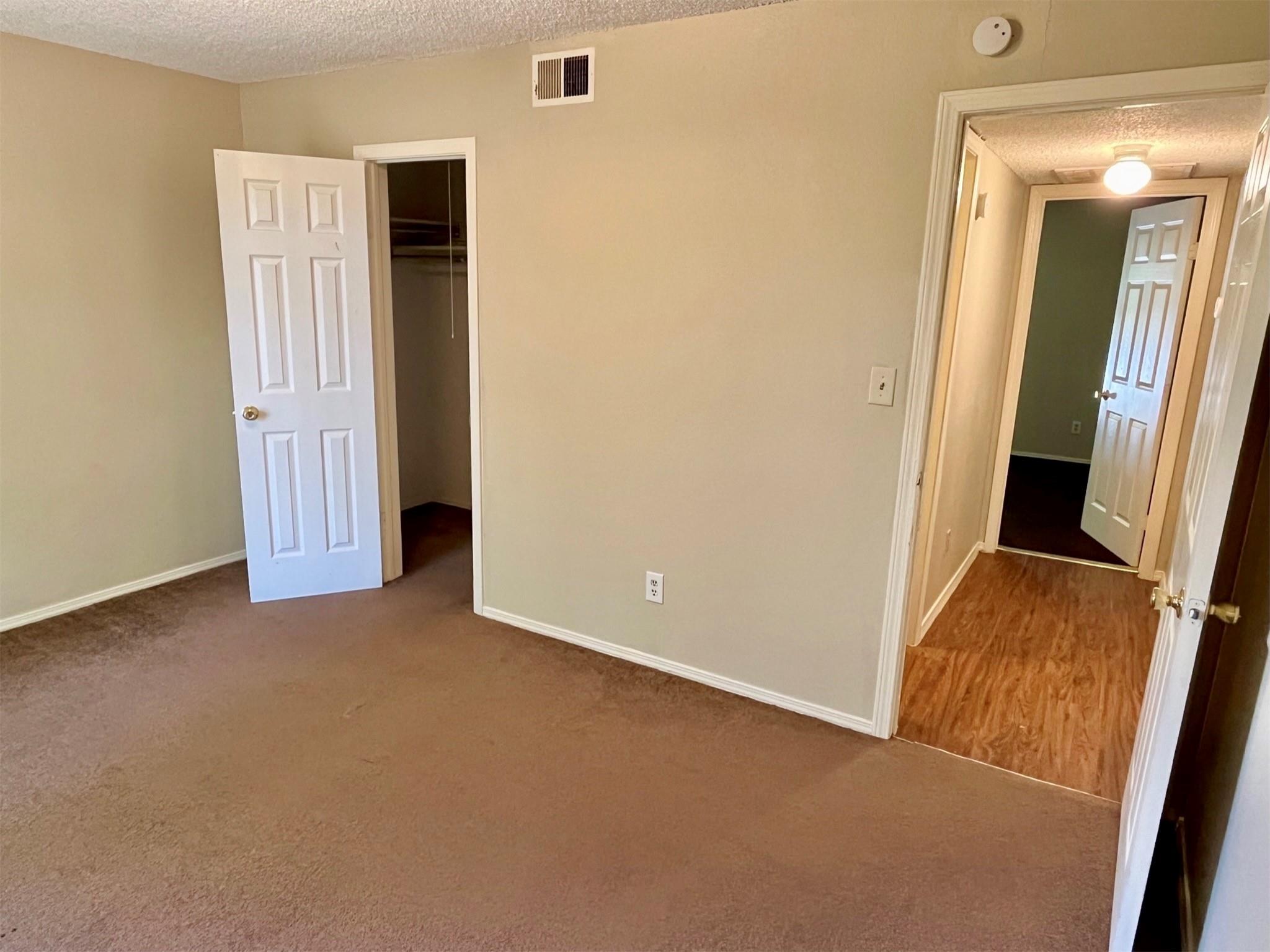112 Hillside Cv #b Property Photo 14