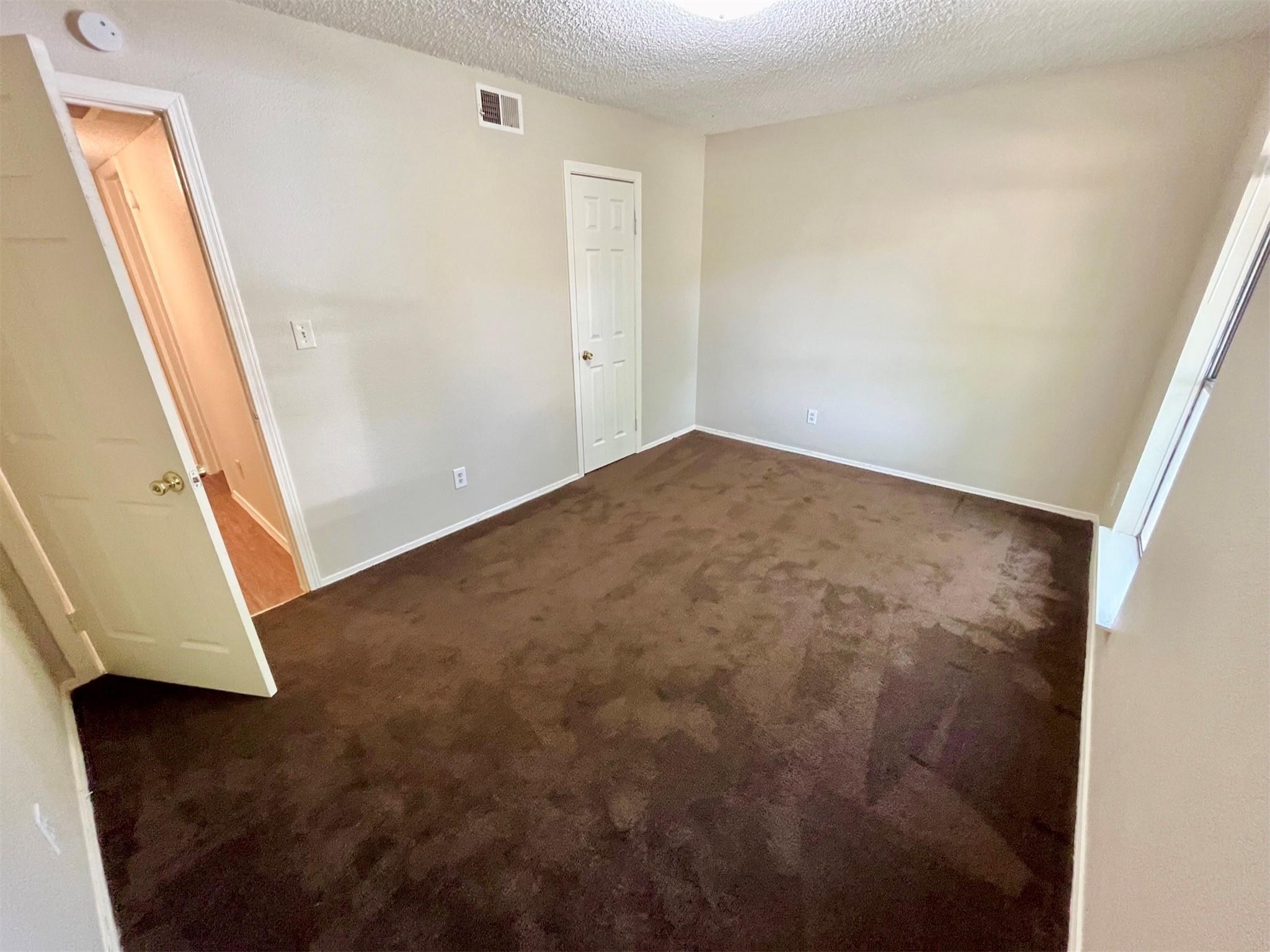 112 Hillside Cv #b Property Photo 15