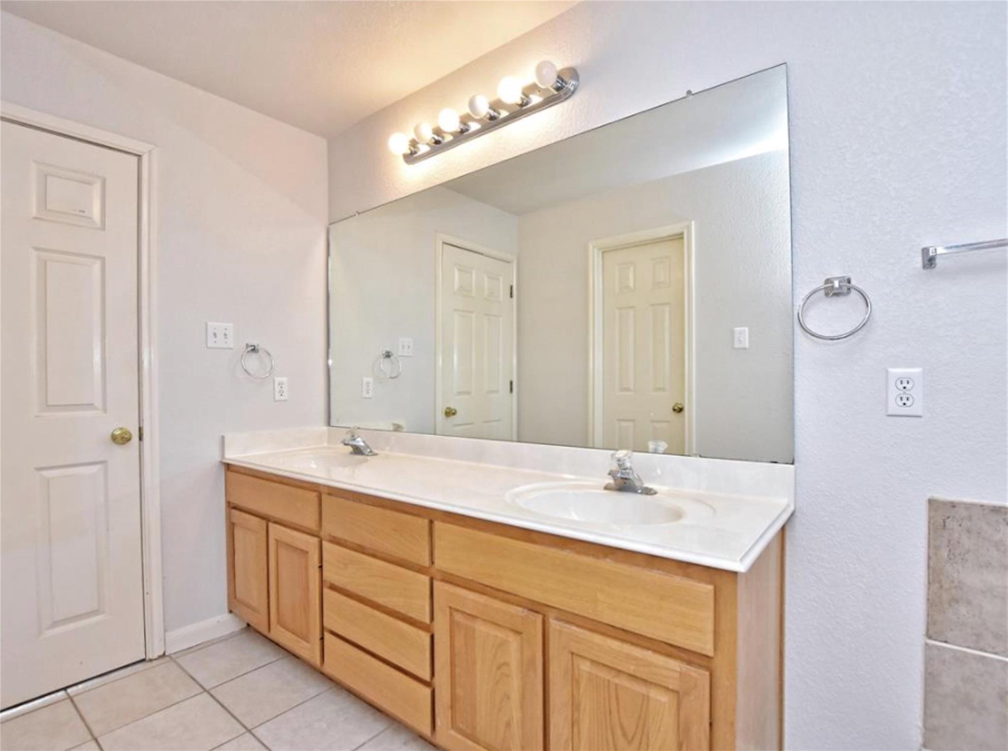 160 Sundance Trl Property Photo 12