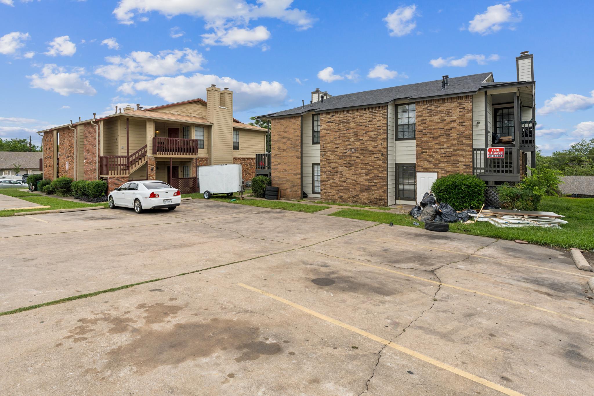 11303 Nicole Cv Property Photo 5