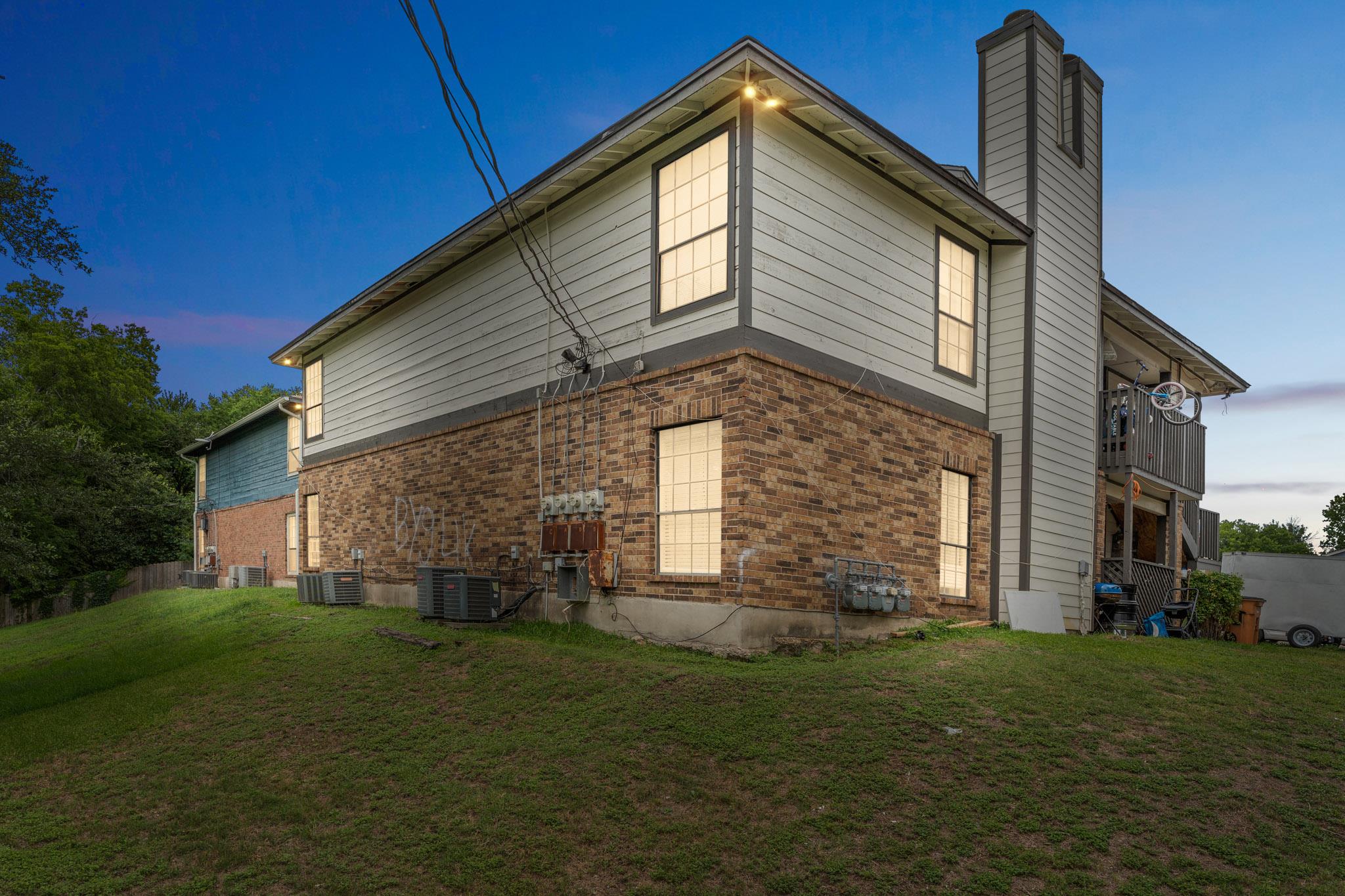 11303 Nicole Cv Property Photo 6