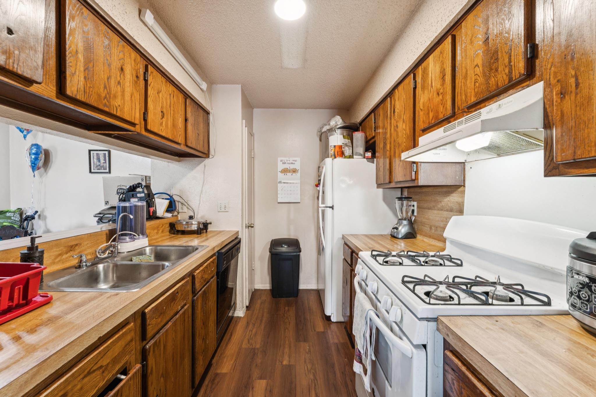 11303 Nicole Cv Property Photo 10