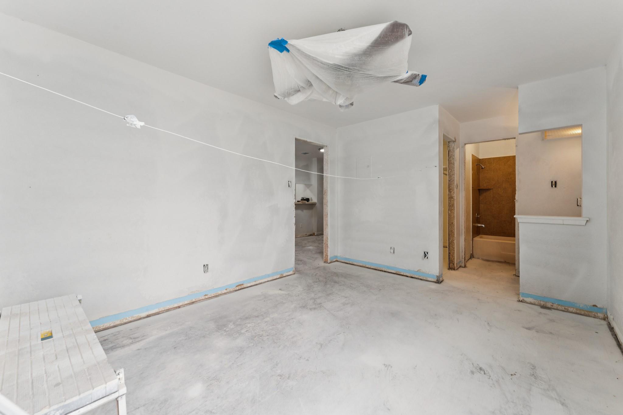 11303 Nicole Cv Property Photo 27