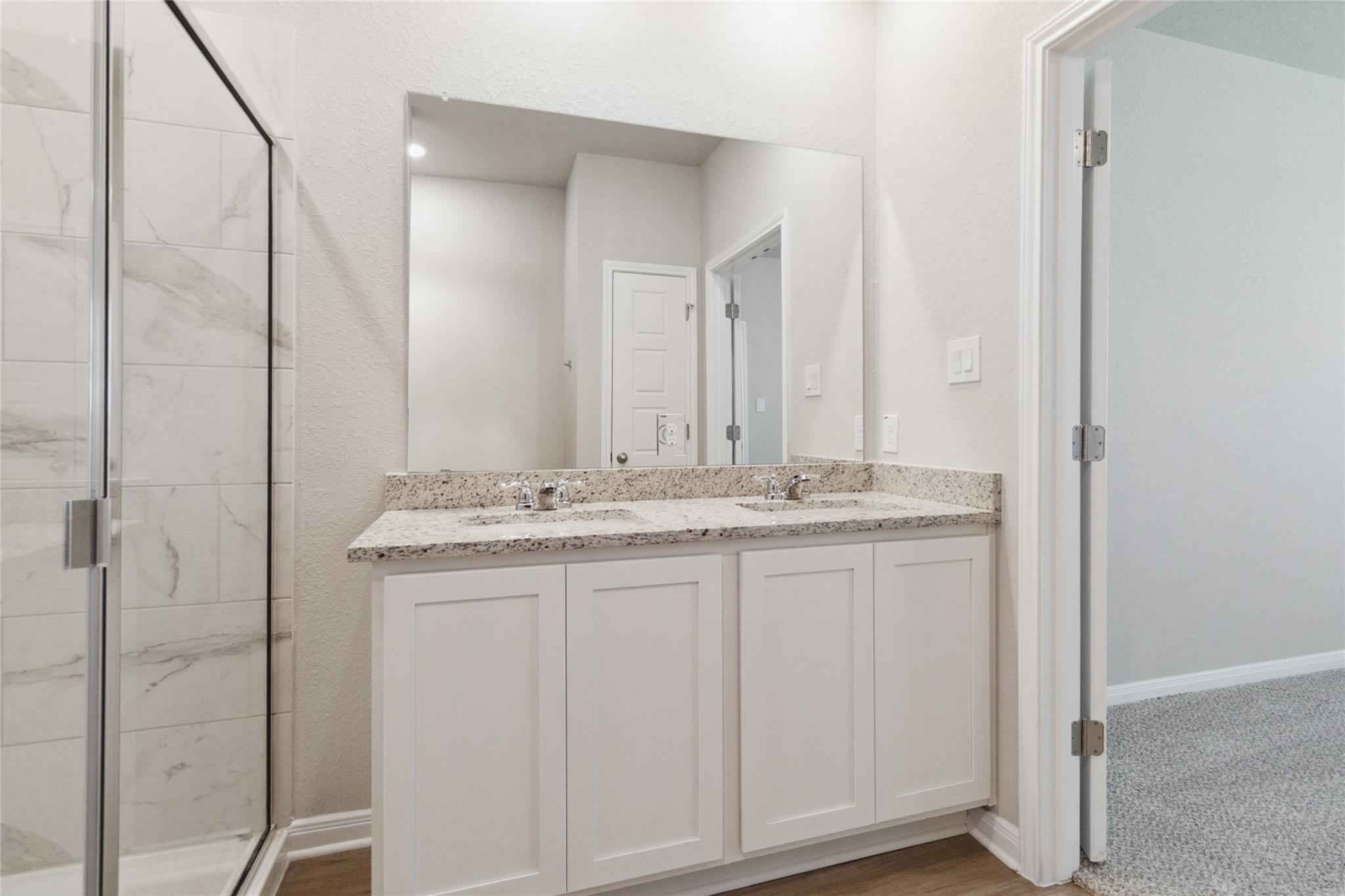 1008 Staglin St Property Photo 18