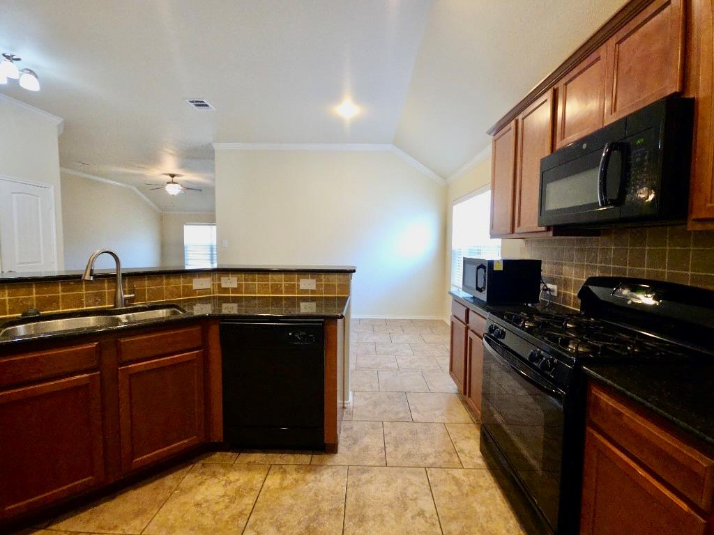124 Jasper Trl Property Photo 9