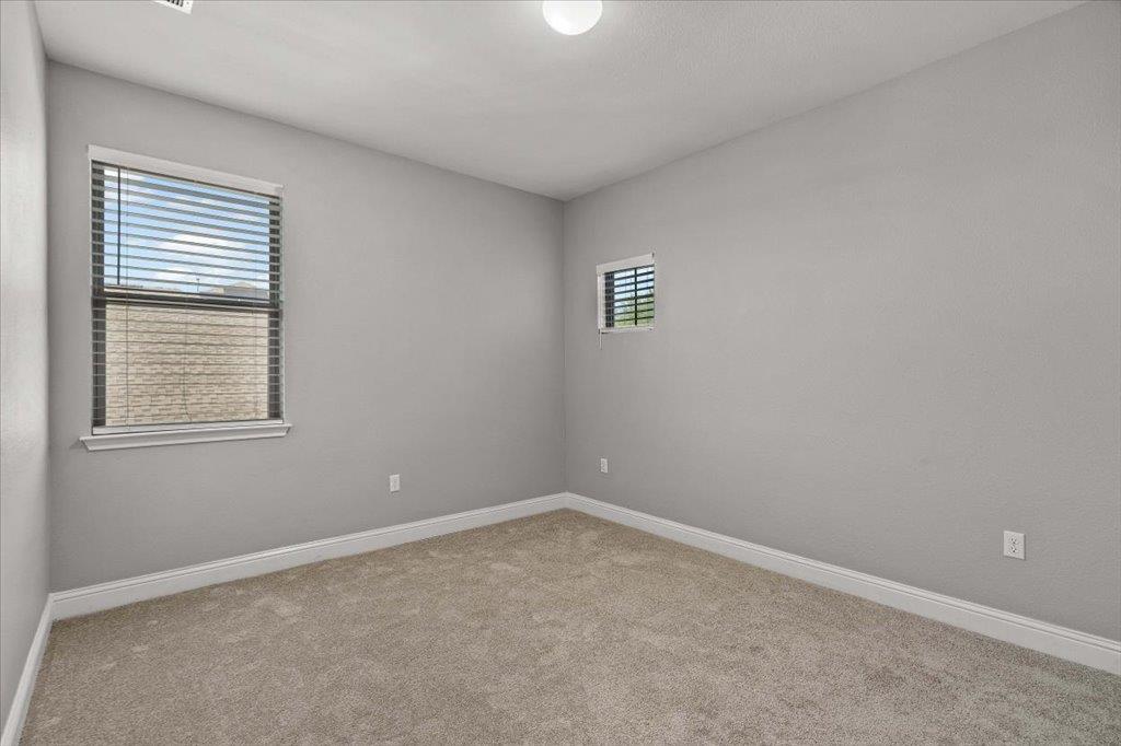 6724 Vicenza Dr Property Photo 30