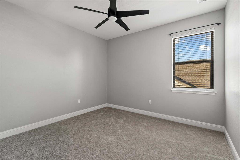 6724 Vicenza Dr Property Photo 32