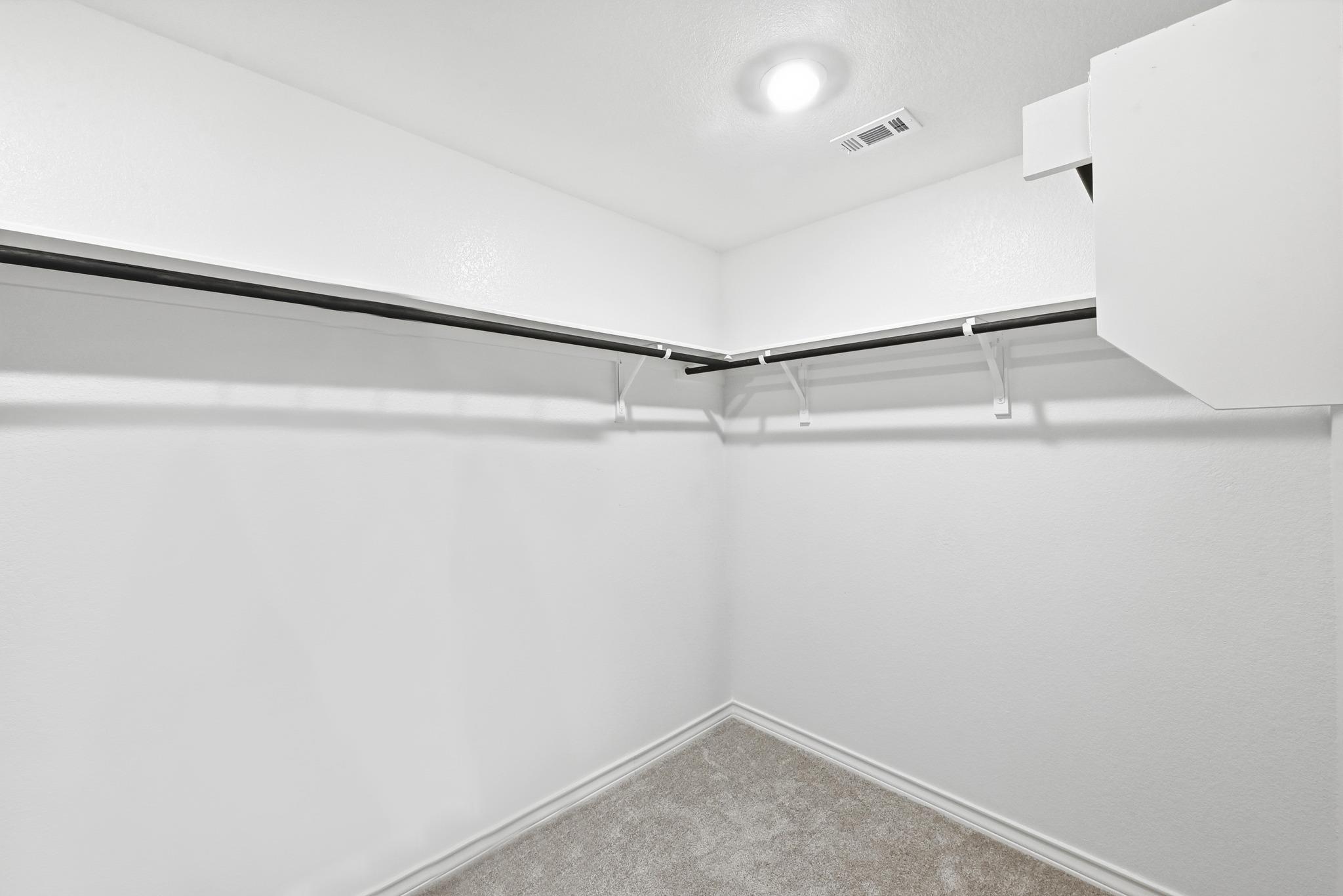 2907 Tavern Dr Property Photo 24