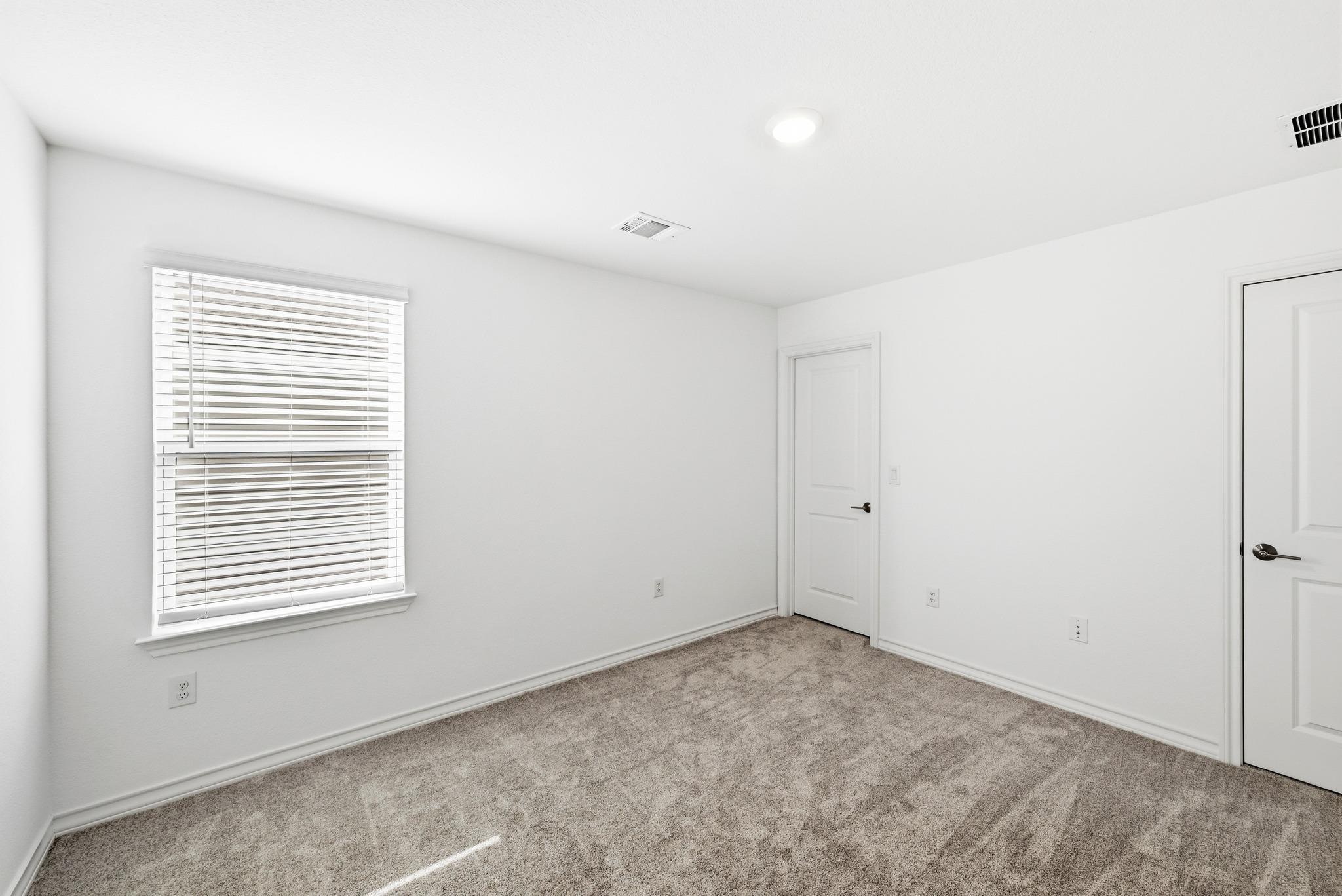 2907 Tavern Dr Property Photo 25