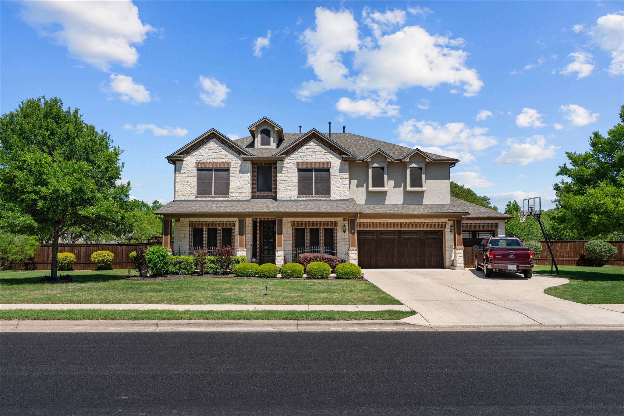 12625 Bismark Dr Property Photo