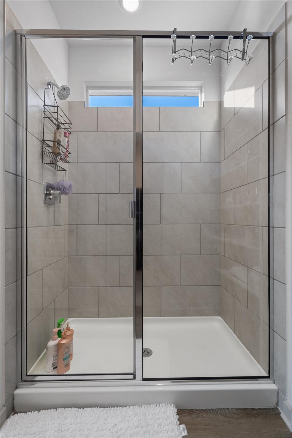 120 Scarborough Way Property Photo 14