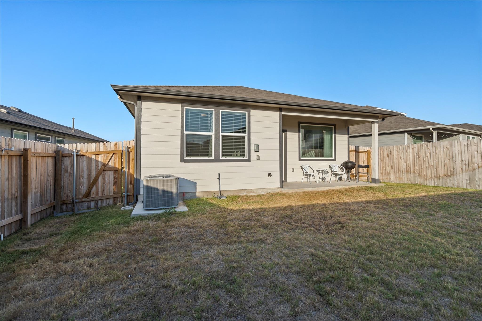 120 Scarborough Way Property Photo 24