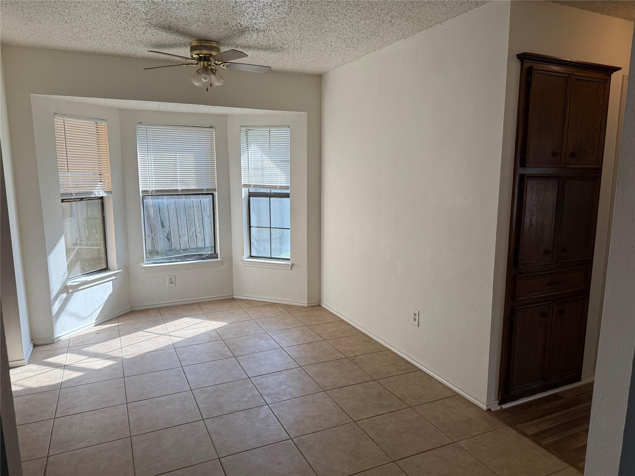 16307 Framingham Cir Property Photo 5