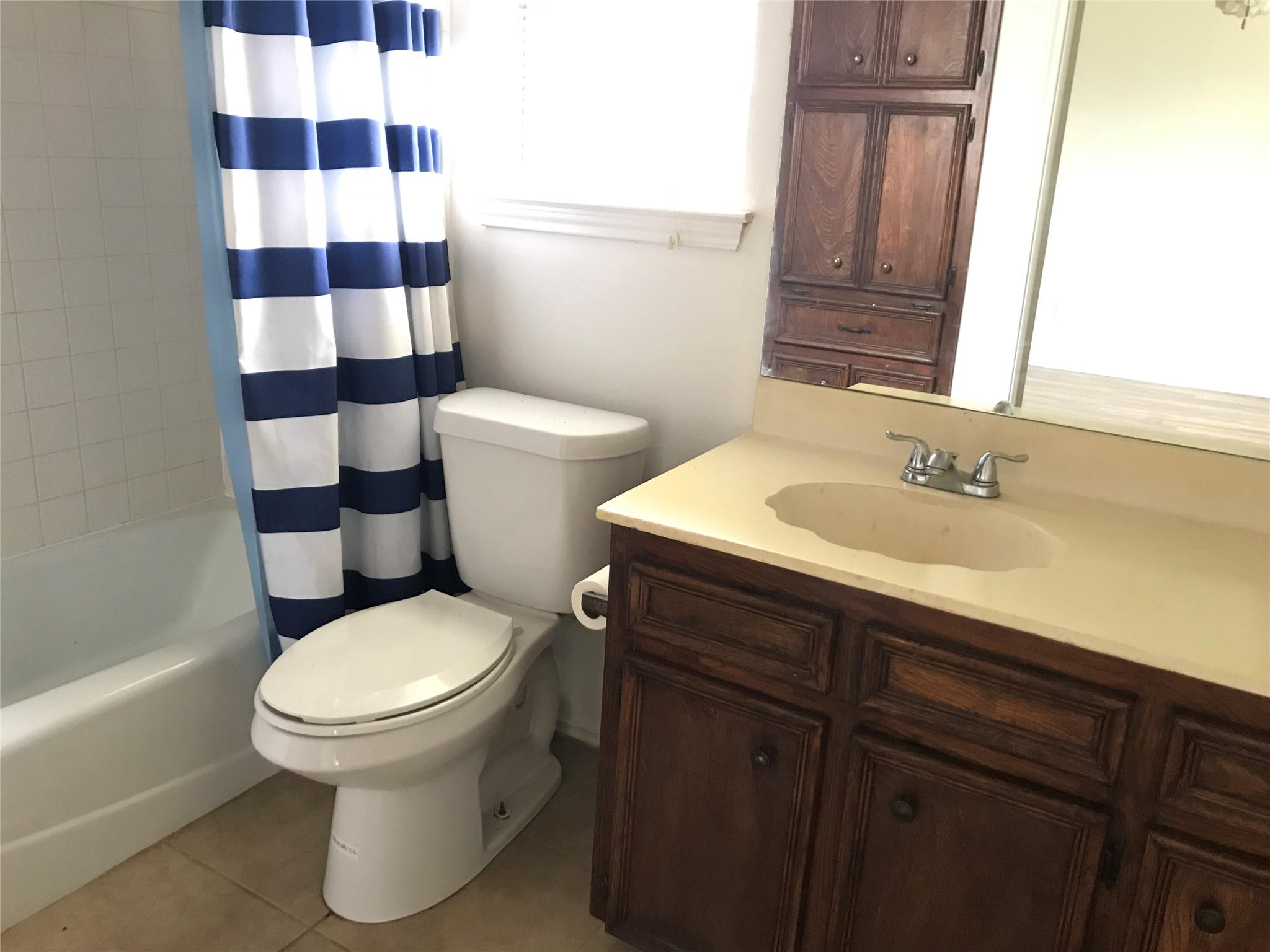 16307 Framingham Cir Property Photo 13
