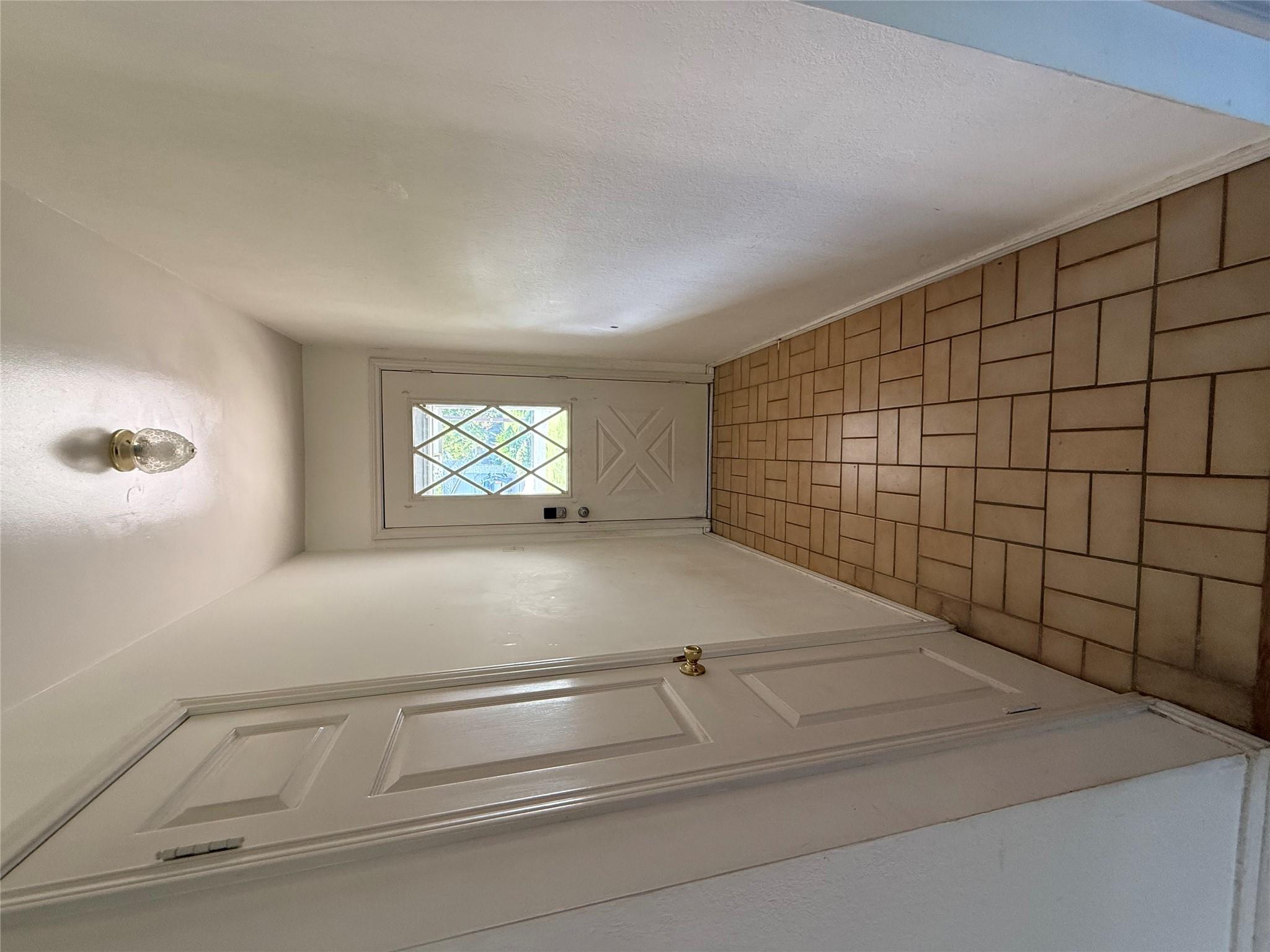 16307 Framingham Cir Property Photo 18