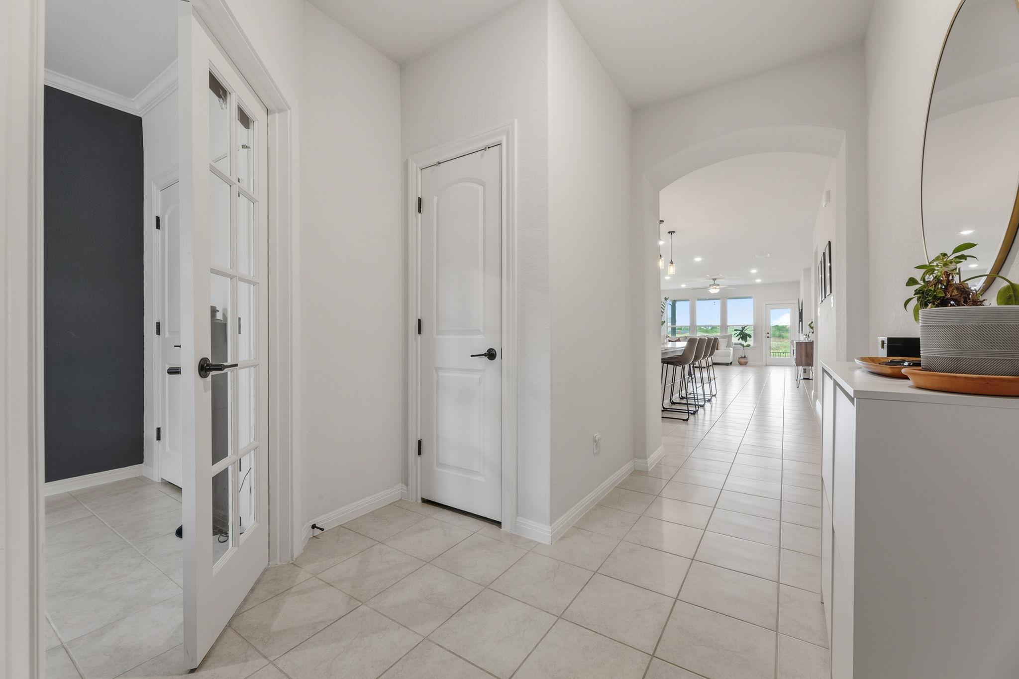 304 Sweetleaf Dr Property Photo 4
