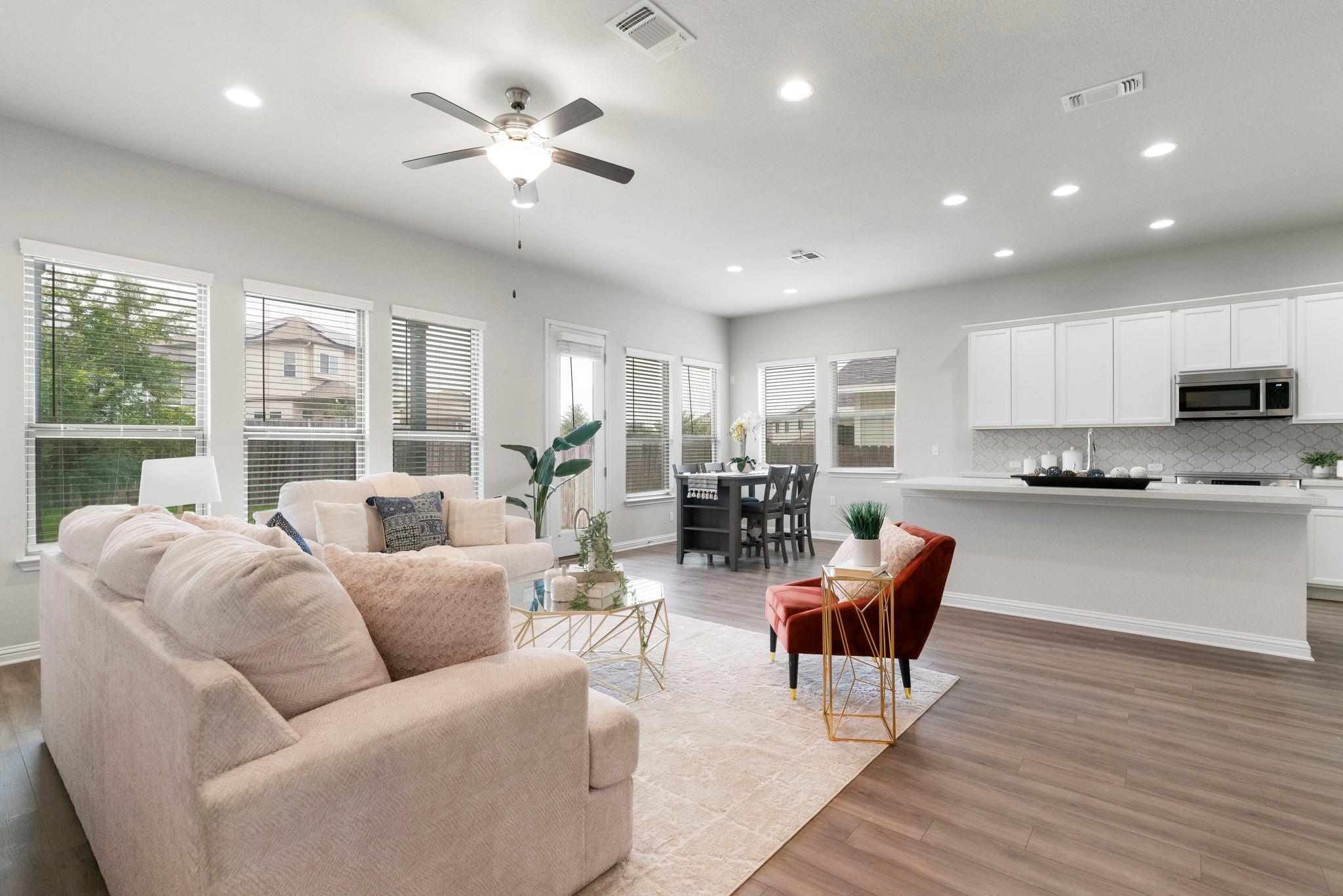 9904 Comely Bnd Property Photo 1