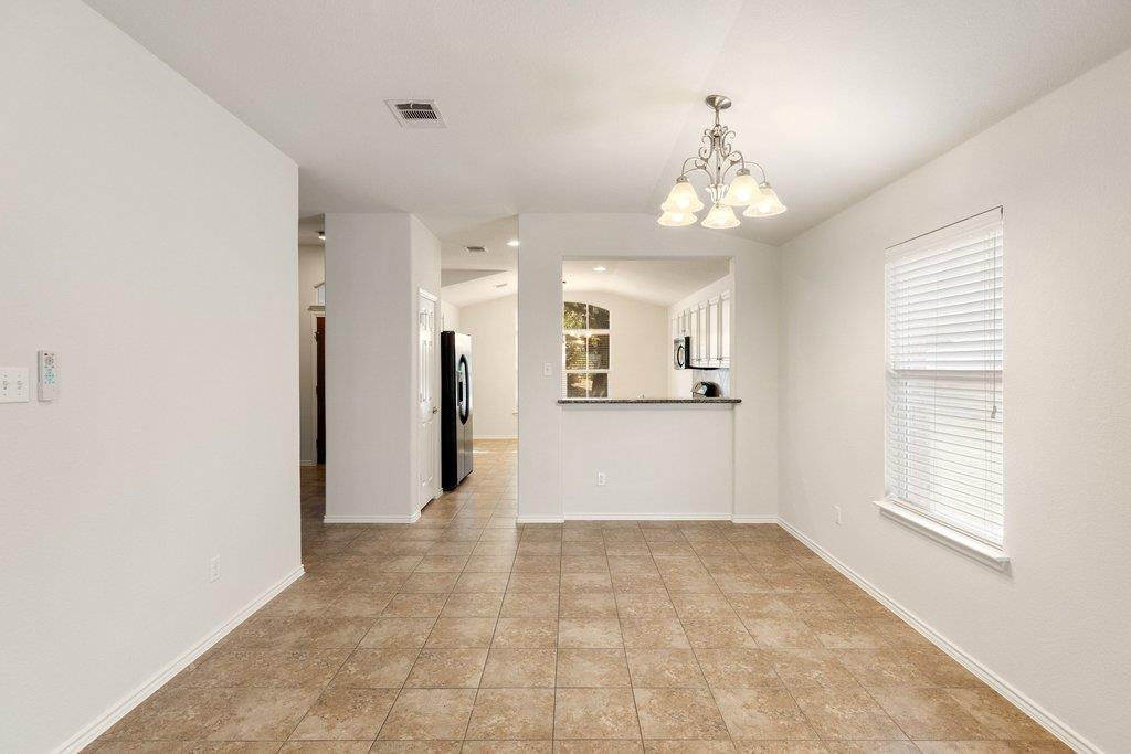 2212 Christoff Loop Property Photo 11