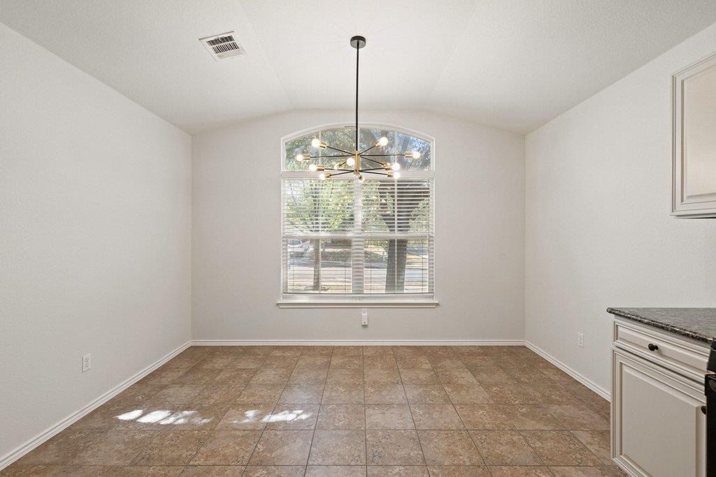 2212 Christoff Loop Property Photo 17