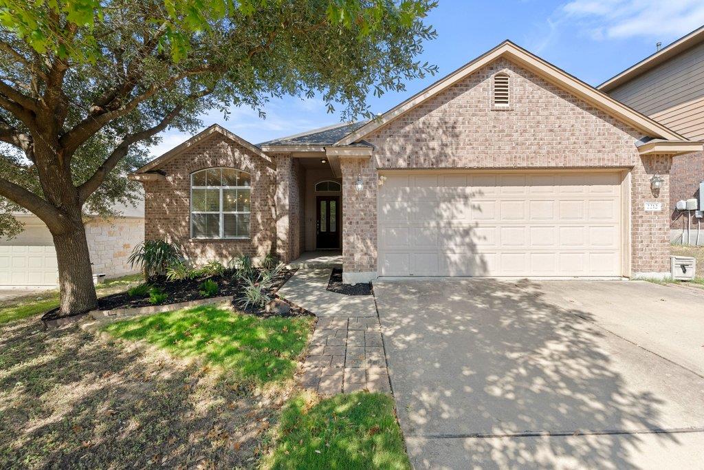 2212 Christoff Loop Property Photo 40