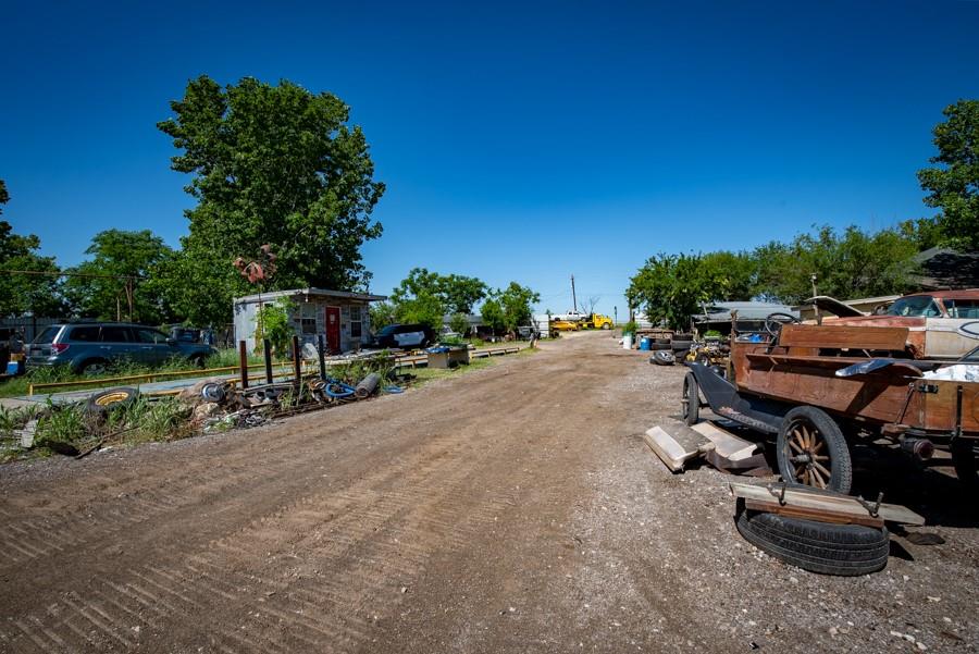 7913 Us Highway 183 Property Photo 30