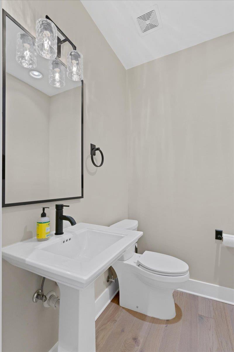 1405 Parkinson Dr Property Photo 25