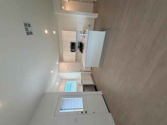 17825 Orchard Oriel Way Property Photo 4