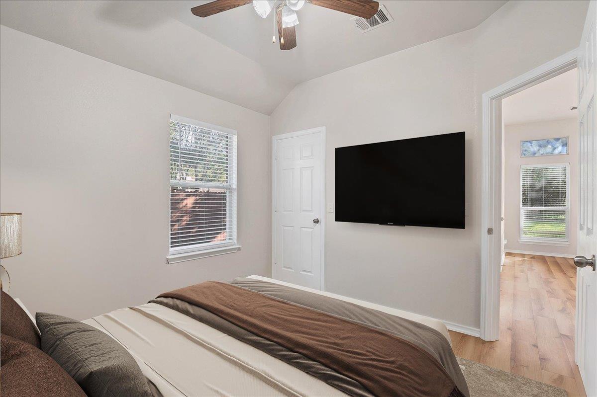 409 Carismatic Ln Property Photo 14