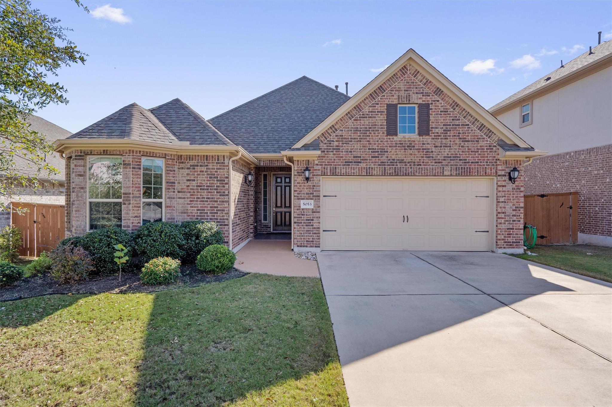 5053 Veranda Ter Property Photo 1