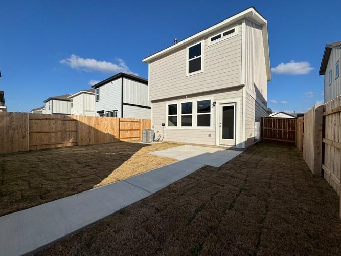 2332 Jack Nora Way Property Photo 4