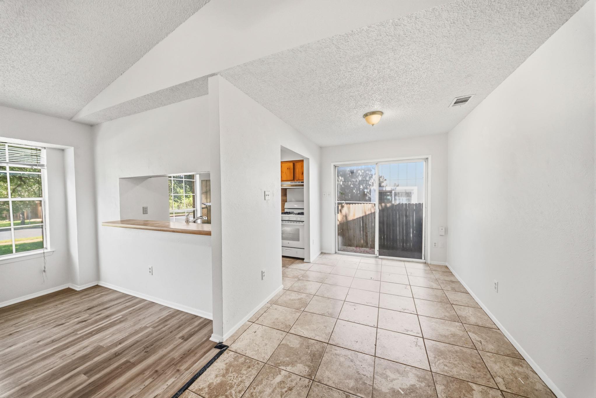 12002 Arrowwood Dr #a Property Photo 10