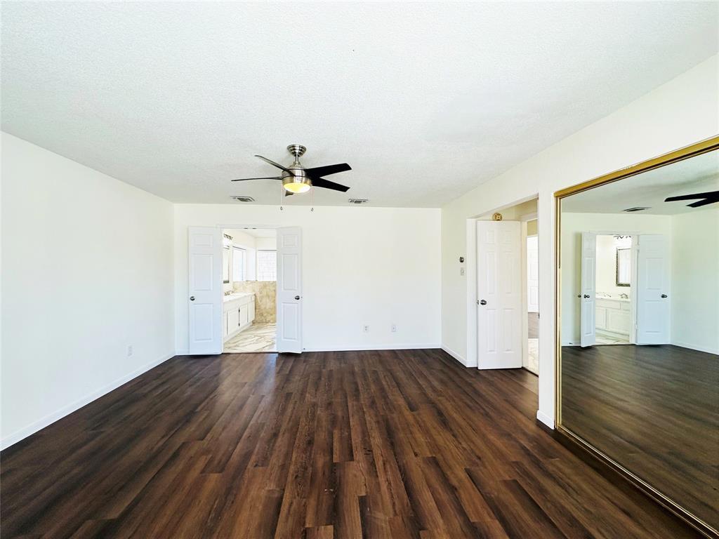 306 Applewood Dr Property Photo 8