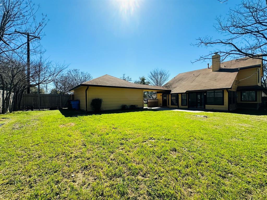 306 Applewood Dr Property Photo 20