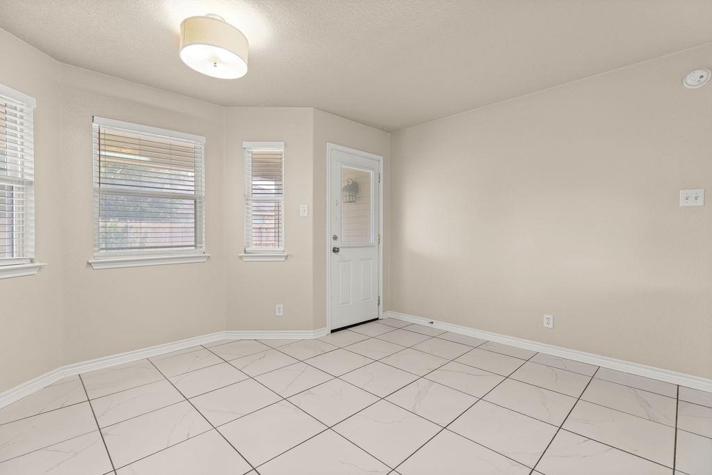 4703 Stonehaven Dr Property Photo 13