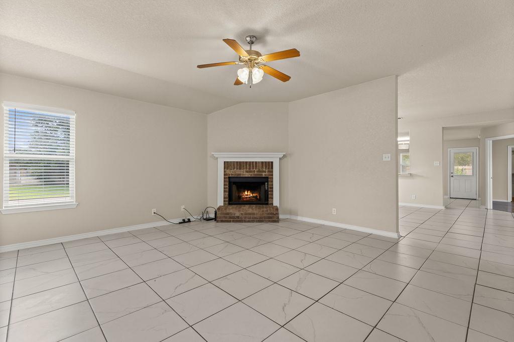 4703 Stonehaven Dr Property Photo 16