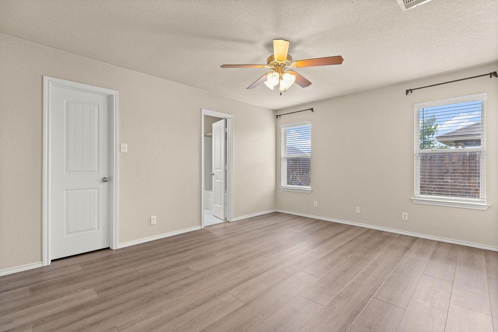 4703 Stonehaven Dr Property Photo 19