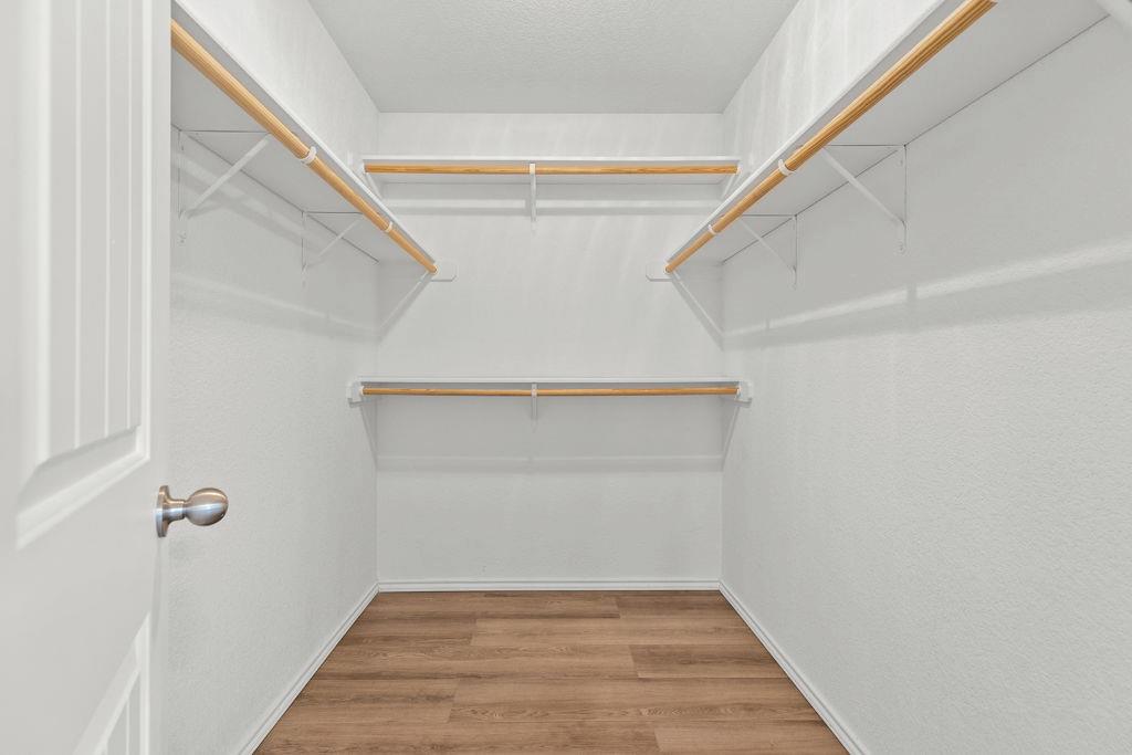 4703 Stonehaven Dr Property Photo 23
