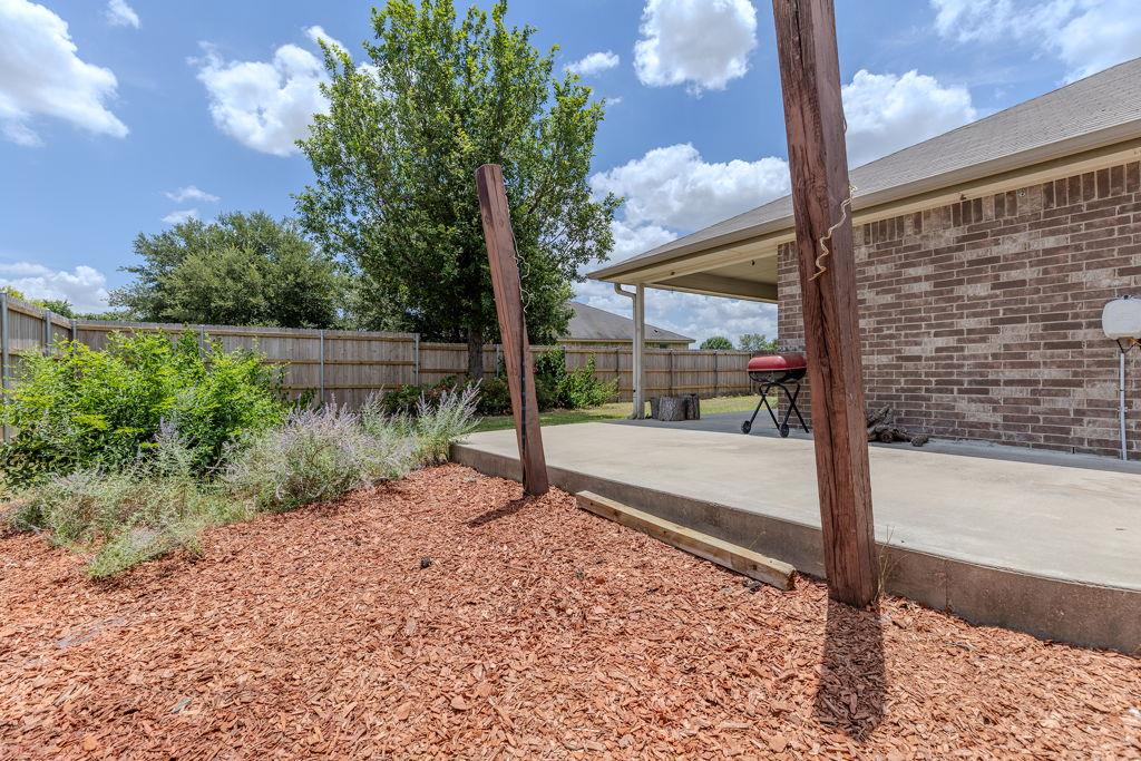 4703 Stonehaven Dr Property Photo 29