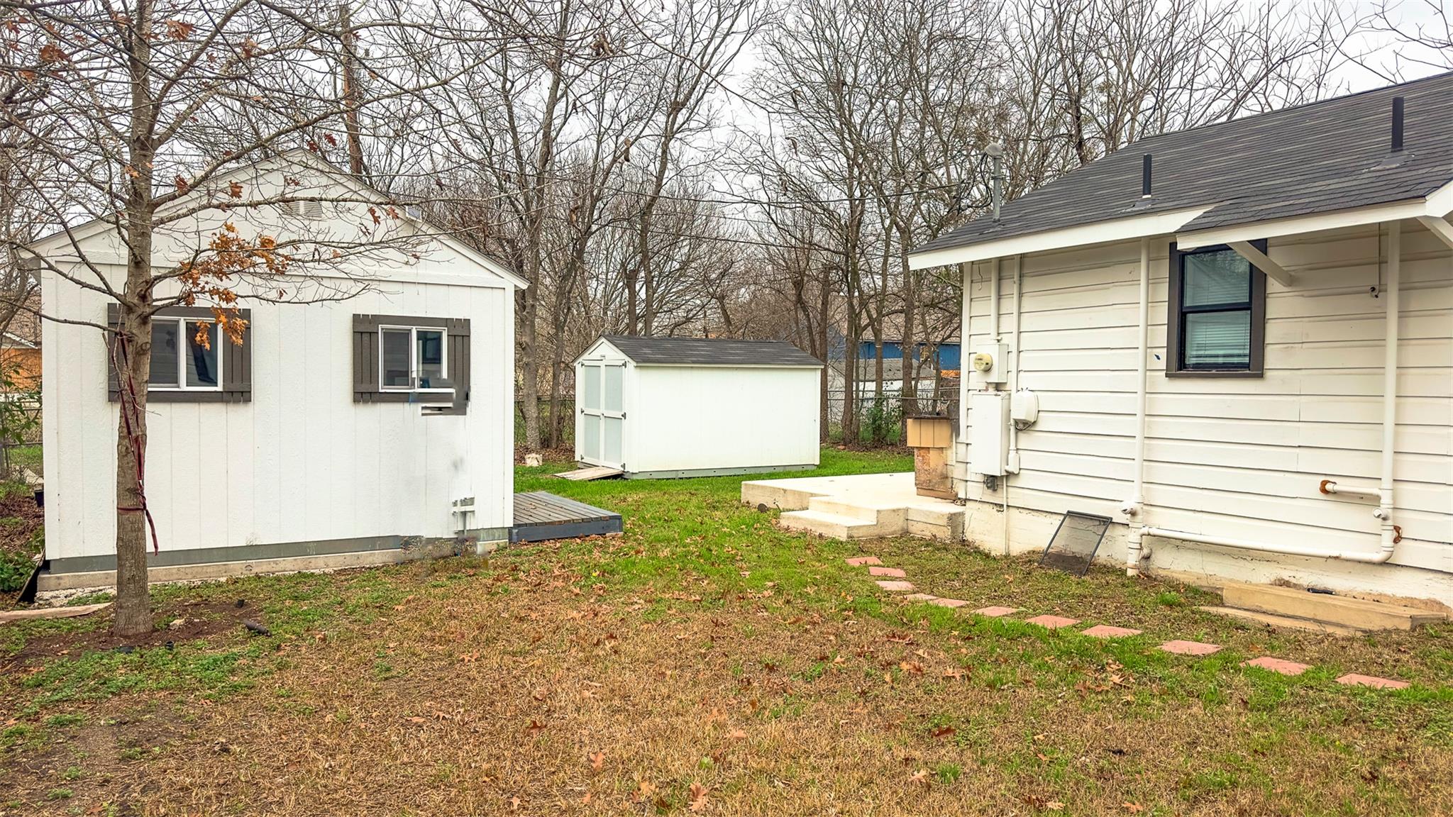 403 Lizzie St Property Photo 28